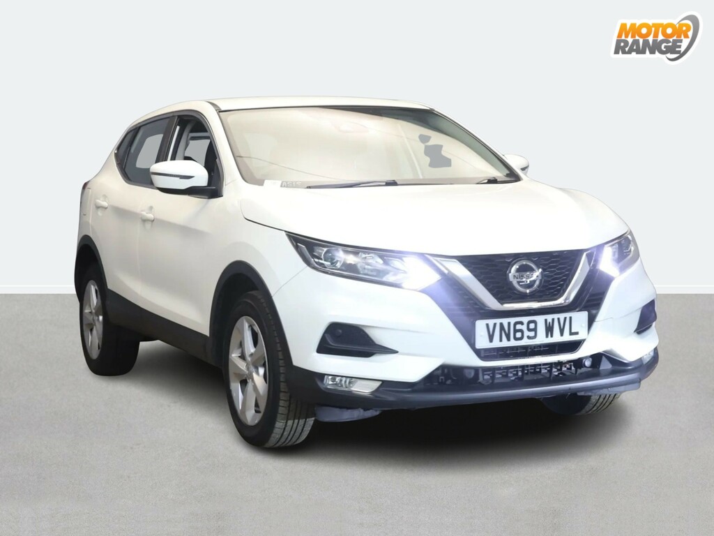 Nissan Qashqai N-connecta Silver #1
