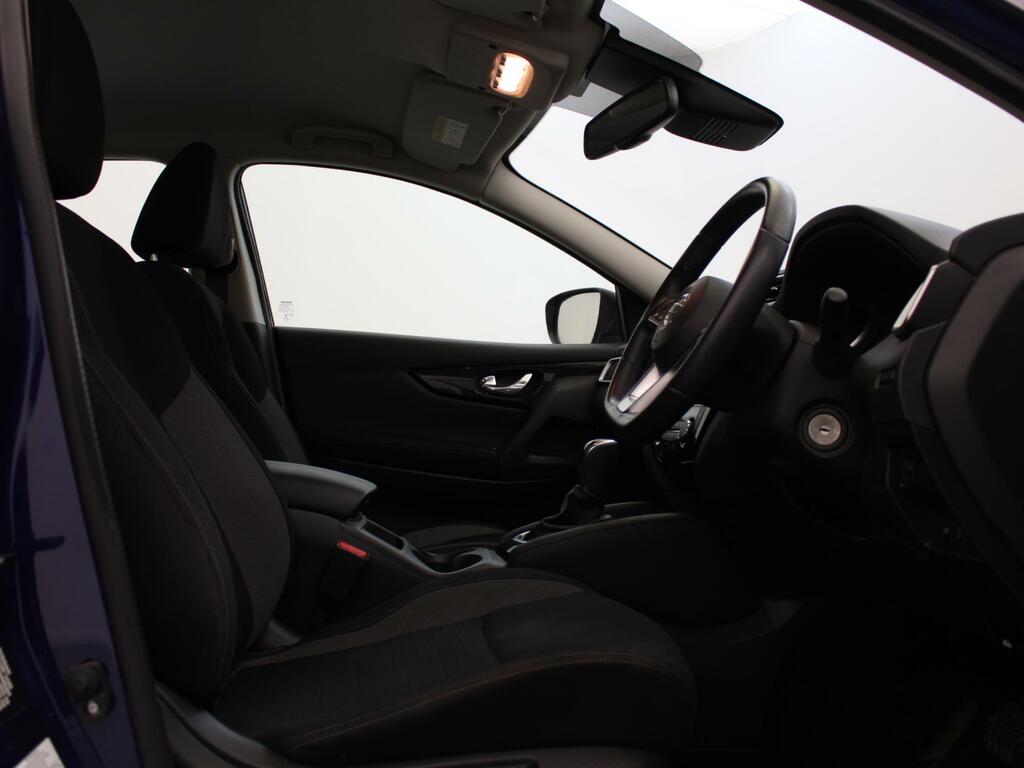 Nissan Qashqai Dig-t N-connecta White #9