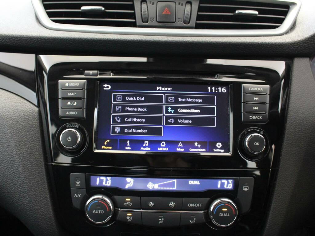 Nissan Qashqai Dig-t N-connecta White #20