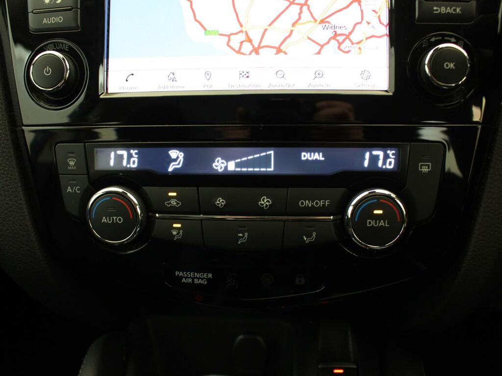 Nissan Qashqai Dig-t N-connecta White #25