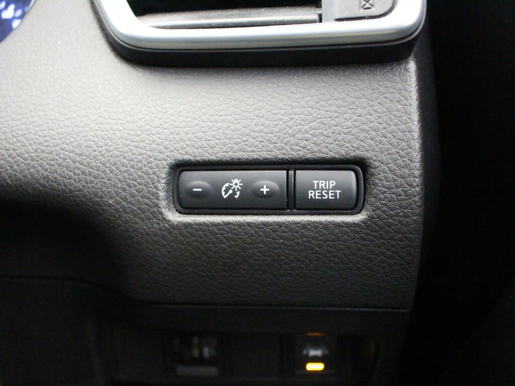 Nissan Qashqai Dig-t N-connecta White #29