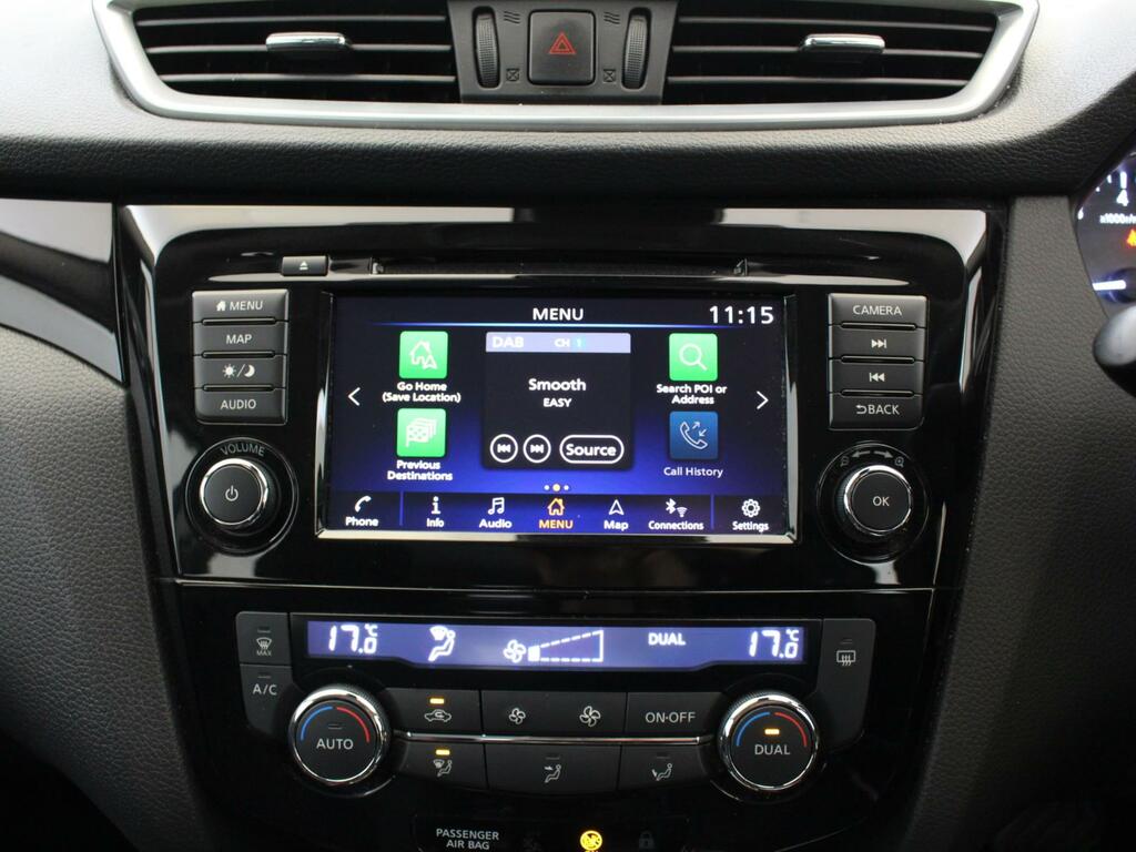 Nissan Qashqai Dig-t N-connecta White #18