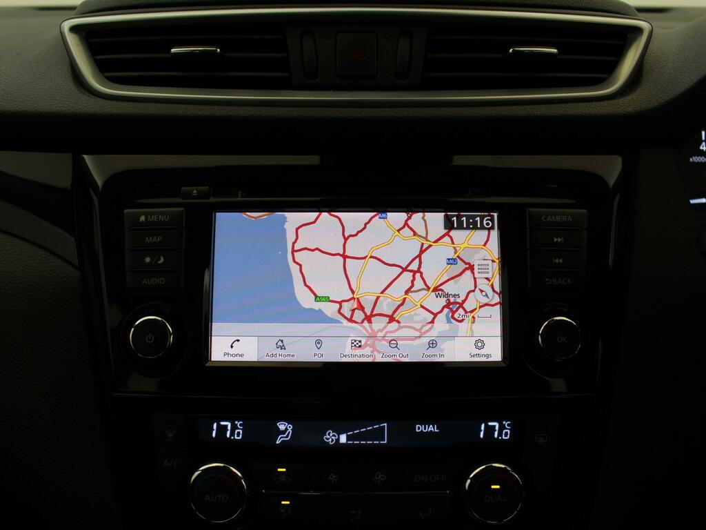 Nissan Qashqai Dig-t N-connecta White #22