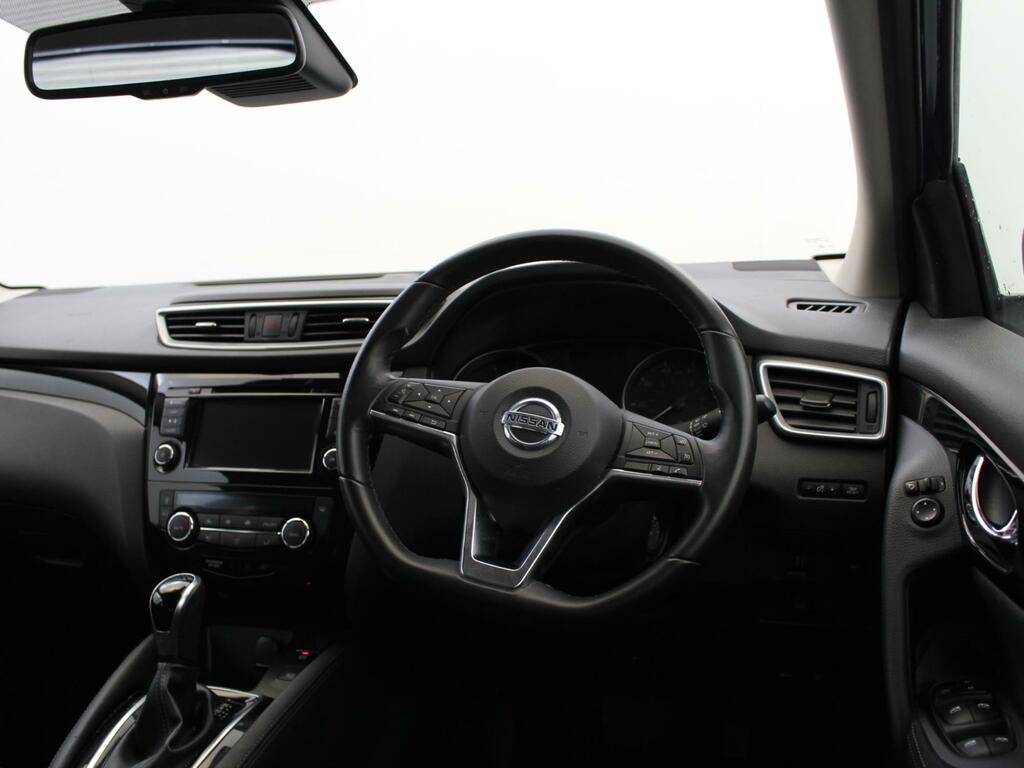 Nissan Qashqai Dig-t N-connecta White #15