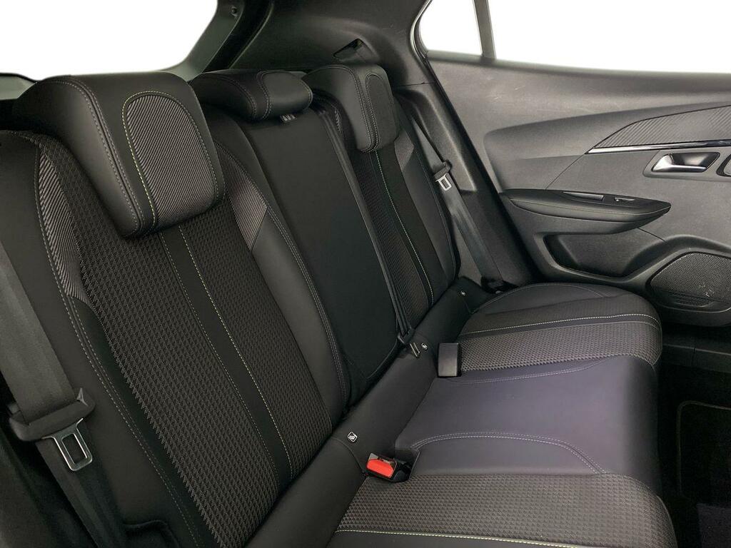 Peugeot 2008 1.2 Puretech Active Premium Black #15