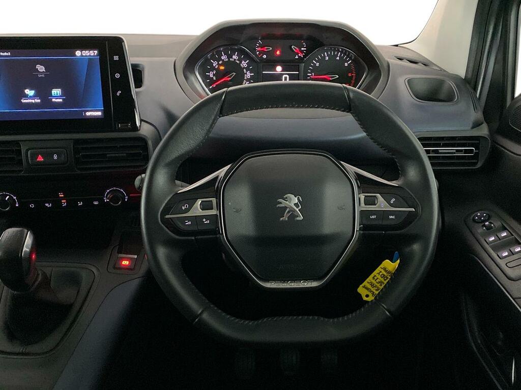 Peugeot Rifter Puretech Active Grey #11