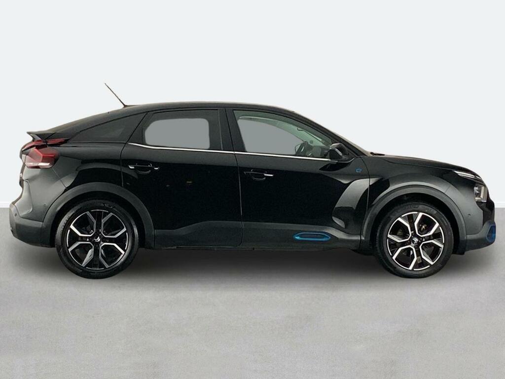 Citroen e-C4 100Kw Shine Plus 50Kwh Black #2