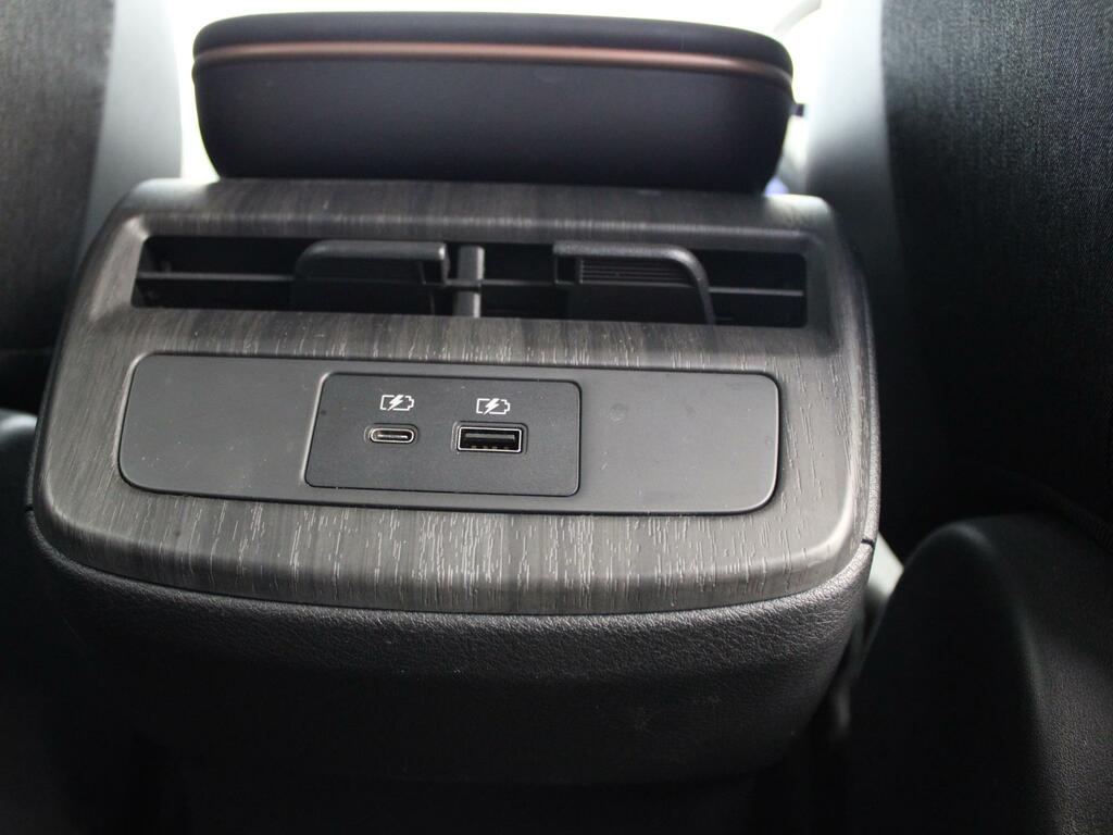 Nissan Ariya Ariya Evolve E-4orce Silver #14