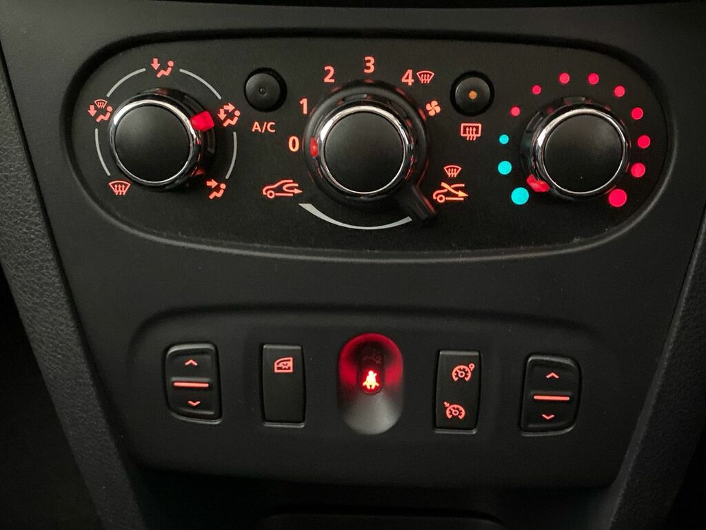 Dacia Sandero Stepway Stepway 1.5 Dci Ambiance Hatchback Manu White #18