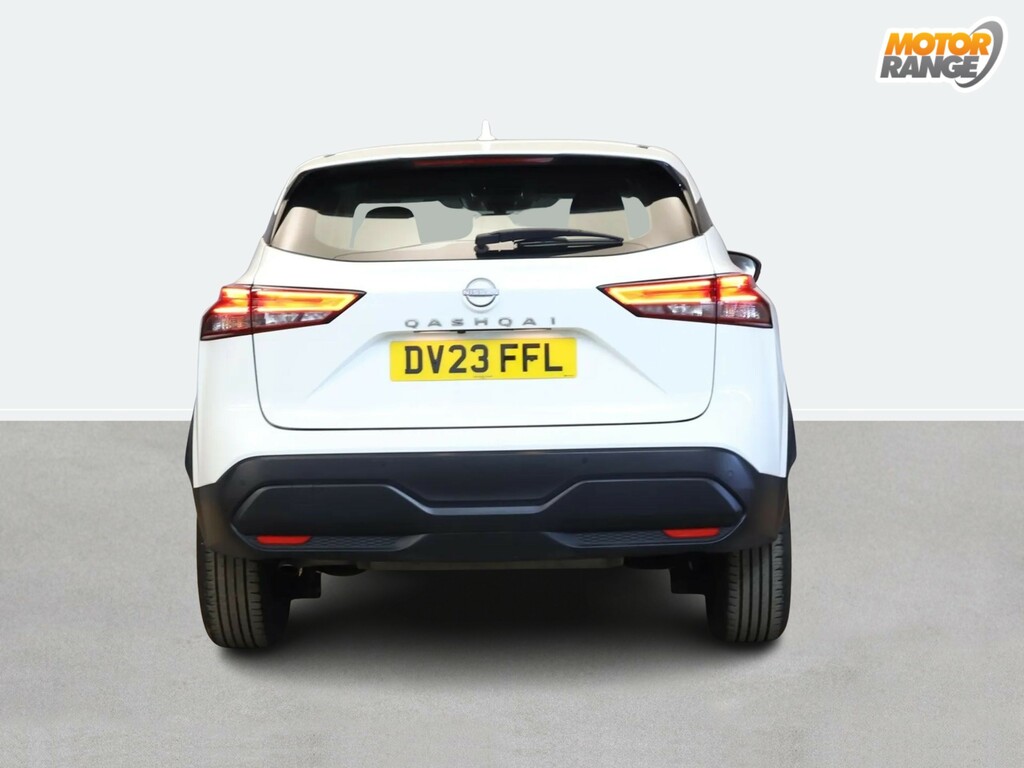 Nissan Qashqai 1.3 Dig-t Mh Acenta Premium DV23FFL White #6
