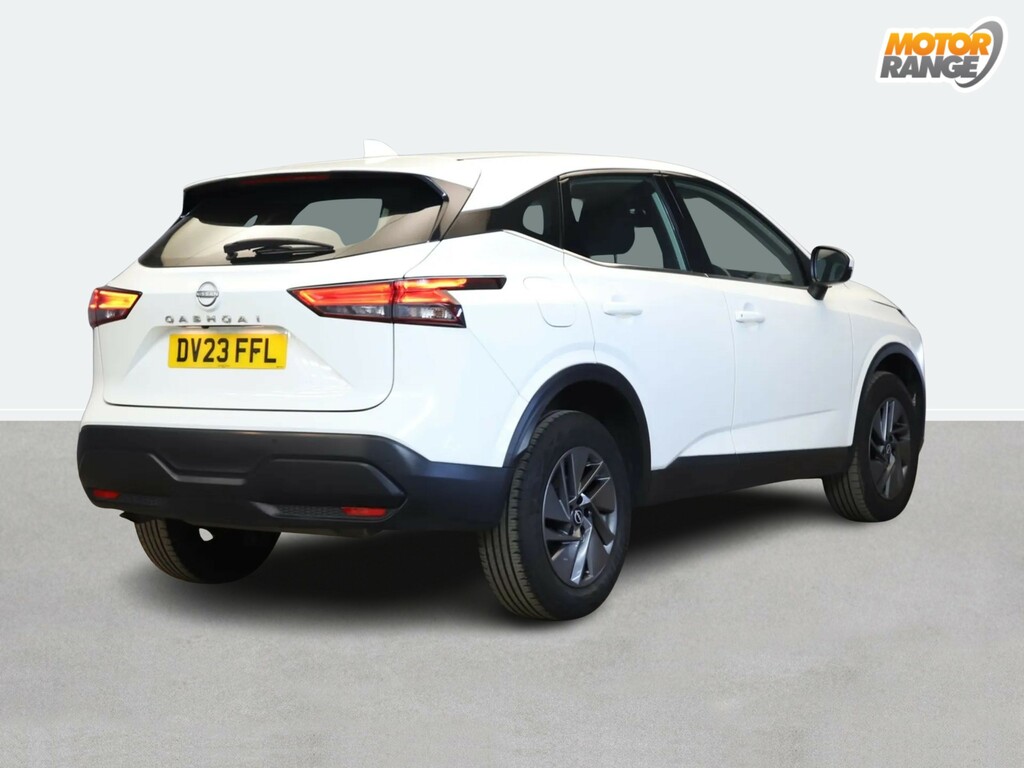 Nissan Qashqai 1.3 Dig-t Mh Acenta Premium DV23FFL White #4