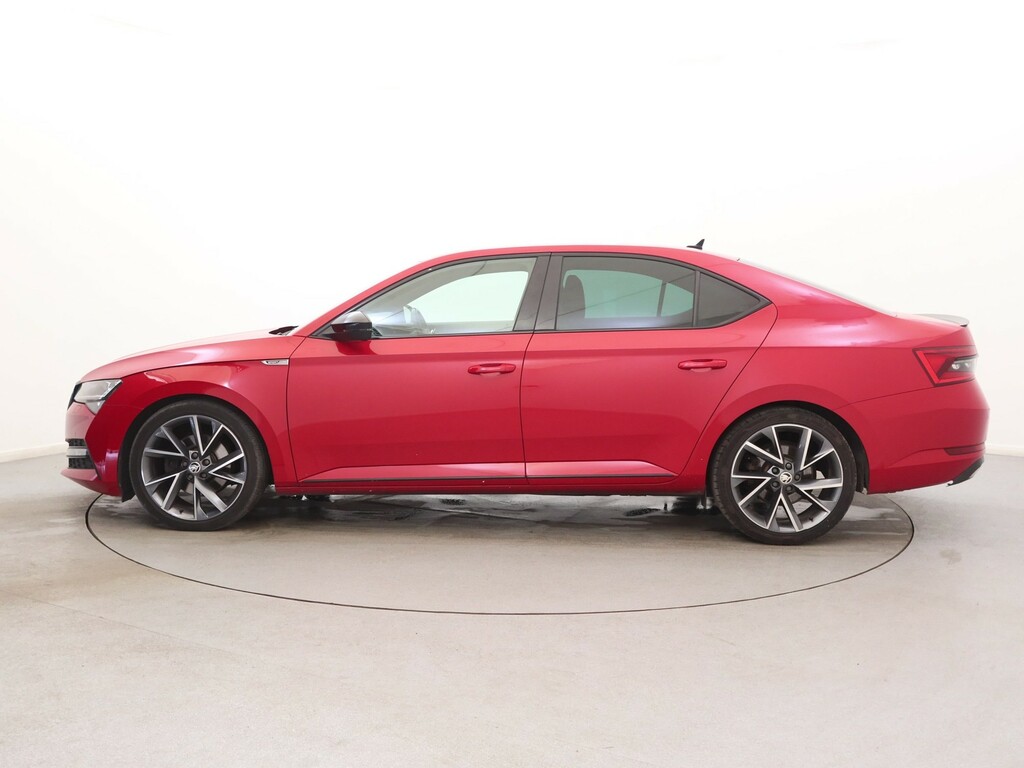 Skoda Superb 2.0 Tdi Cr 190 Sport Line Plus Dsg KS69NPG Red #4
