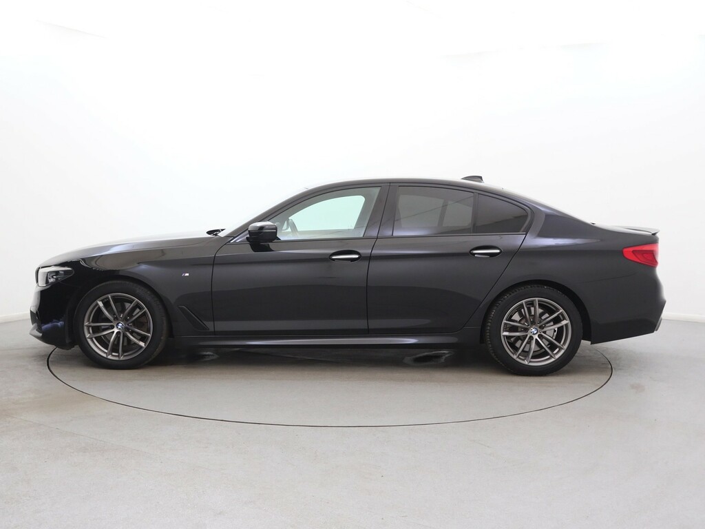 BMW 5 Series 520D M Sport Black #4