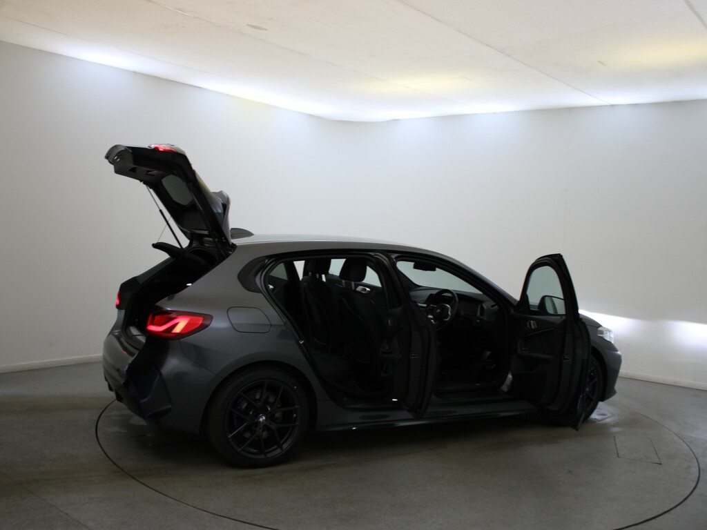 BMW 1 Series M135i Xdrive Step Black #36