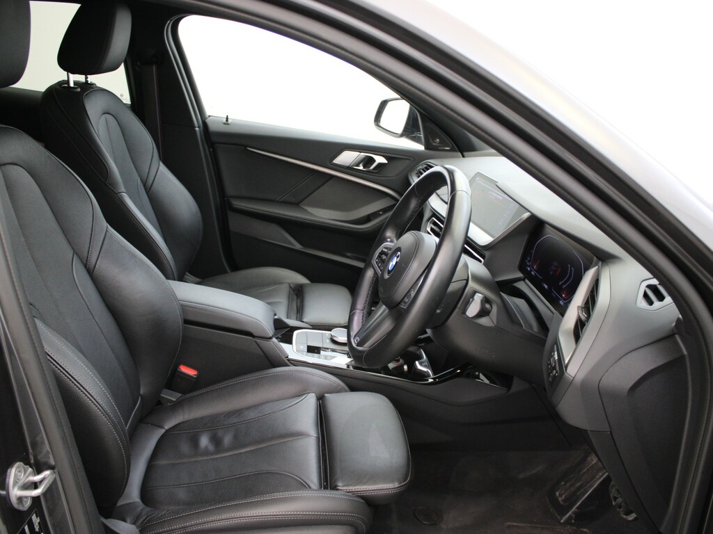 BMW 1 Series M135i Xdrive Step Black #9