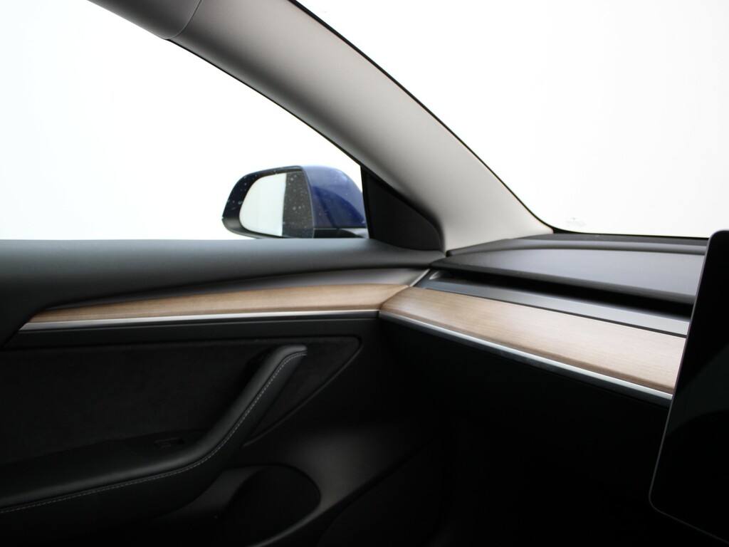 Tesla Model 3 Saloon Rwd 241 Bhp Silver #27