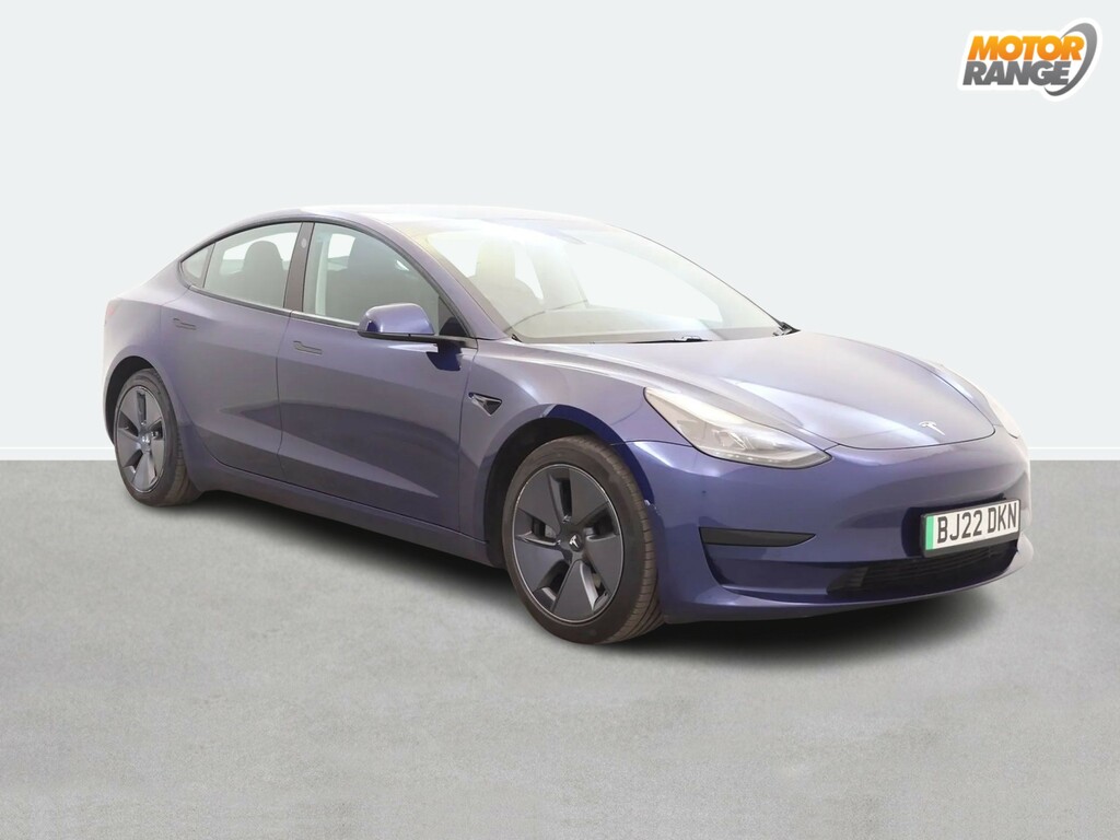 Tesla Model 3 Standard Plus Blue