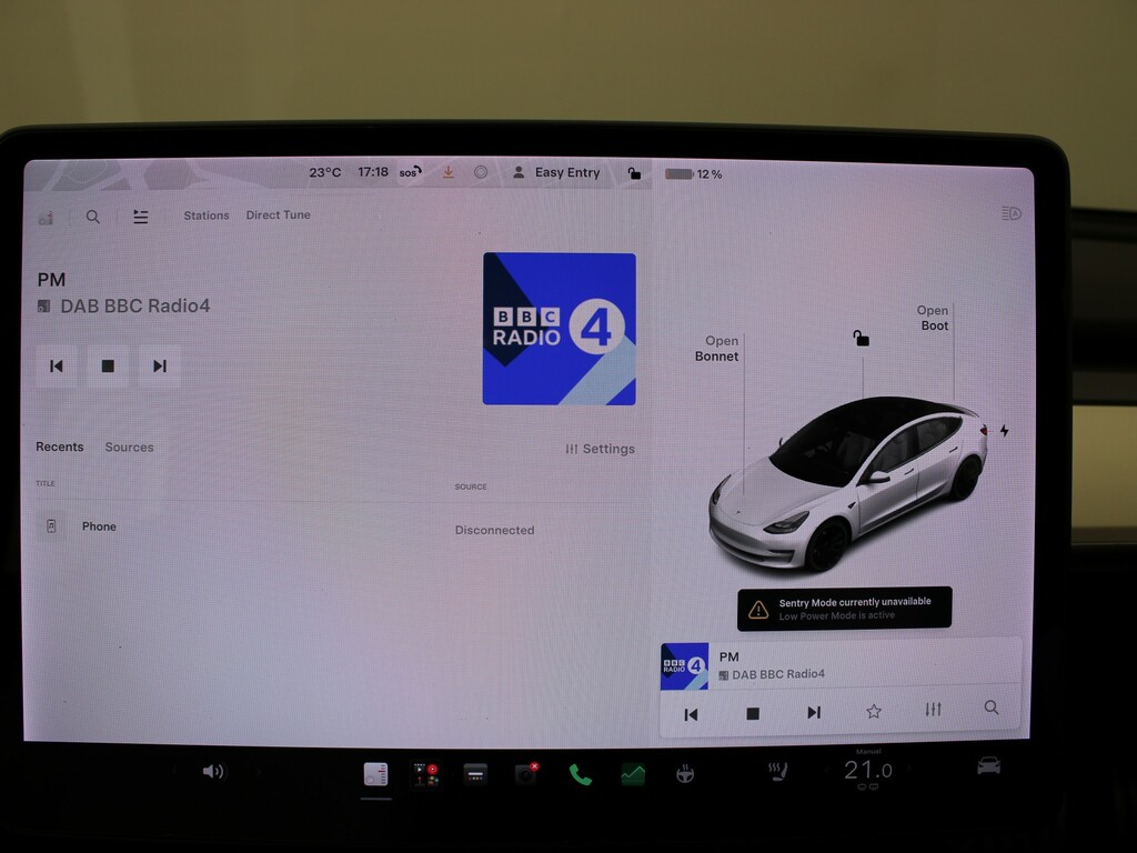 Tesla Model 3 Dual Motor Long Range Saloon 4 White #19