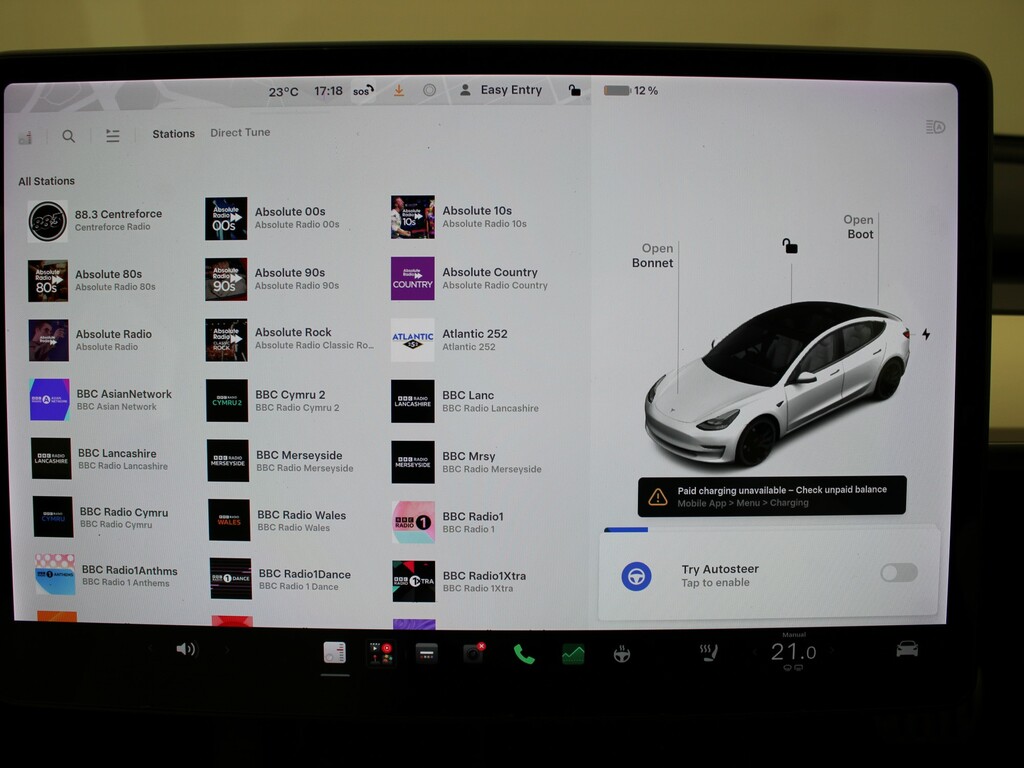 Tesla Model 3 Dual Motor Long Range Saloon 4 White #18