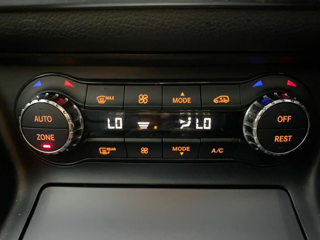 Mercedes-Benz GLA Class Gla 220D 4Matic Amg Line Premium Black #18
