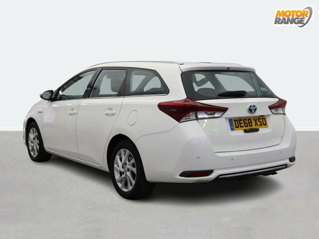 Toyota Auris 1.8 Hybrid Icon Tech Tss Cvt White #2