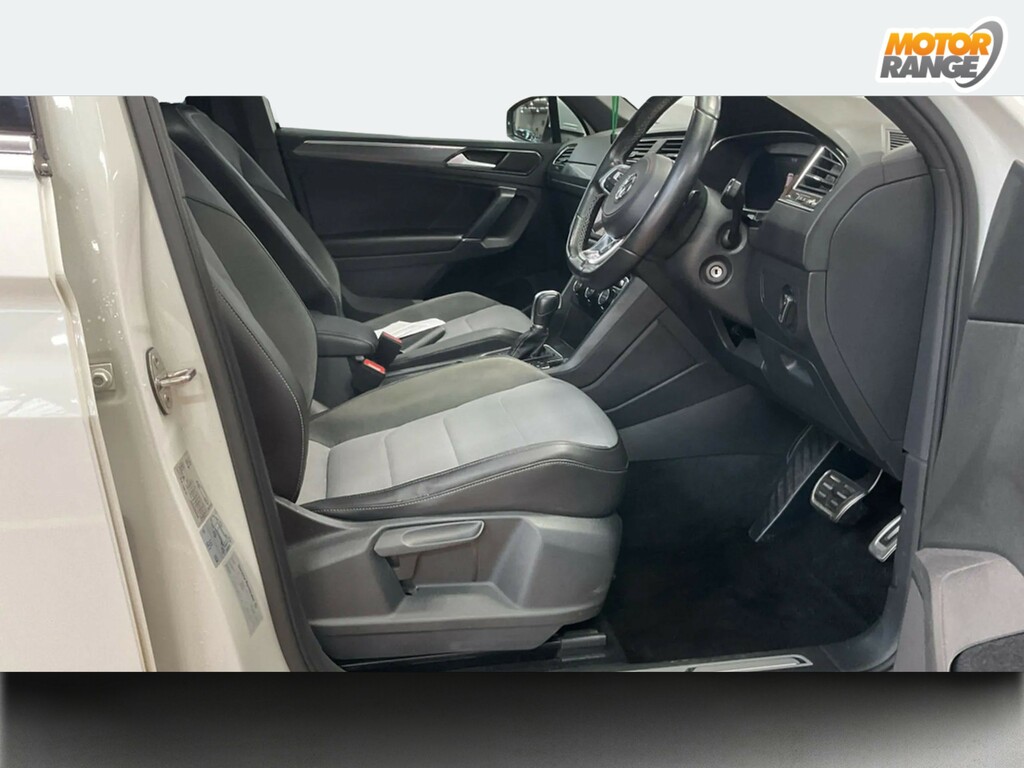 Volkswagen Tiguan Se Navigation Grey #9