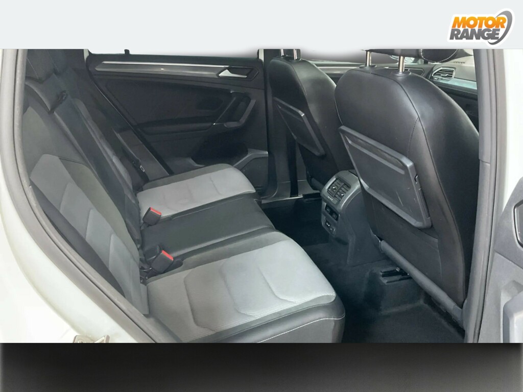 Volkswagen Tiguan Se Navigation Grey #8