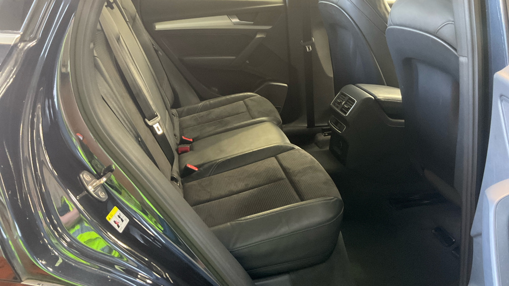 Audi Q5 Black Edition 40 Tdi Quattro 190 Ps S Tronic Blue #7