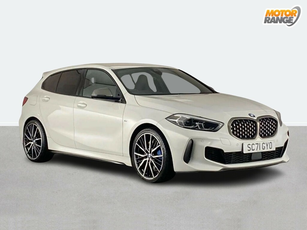 BMW 1 Series M135i Xdrive Step White
