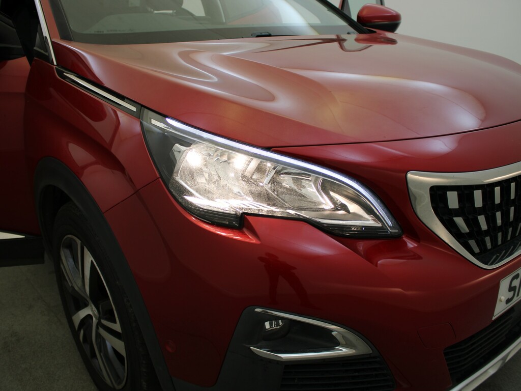 Peugeot 3008 2017 67 2.0 Red #29