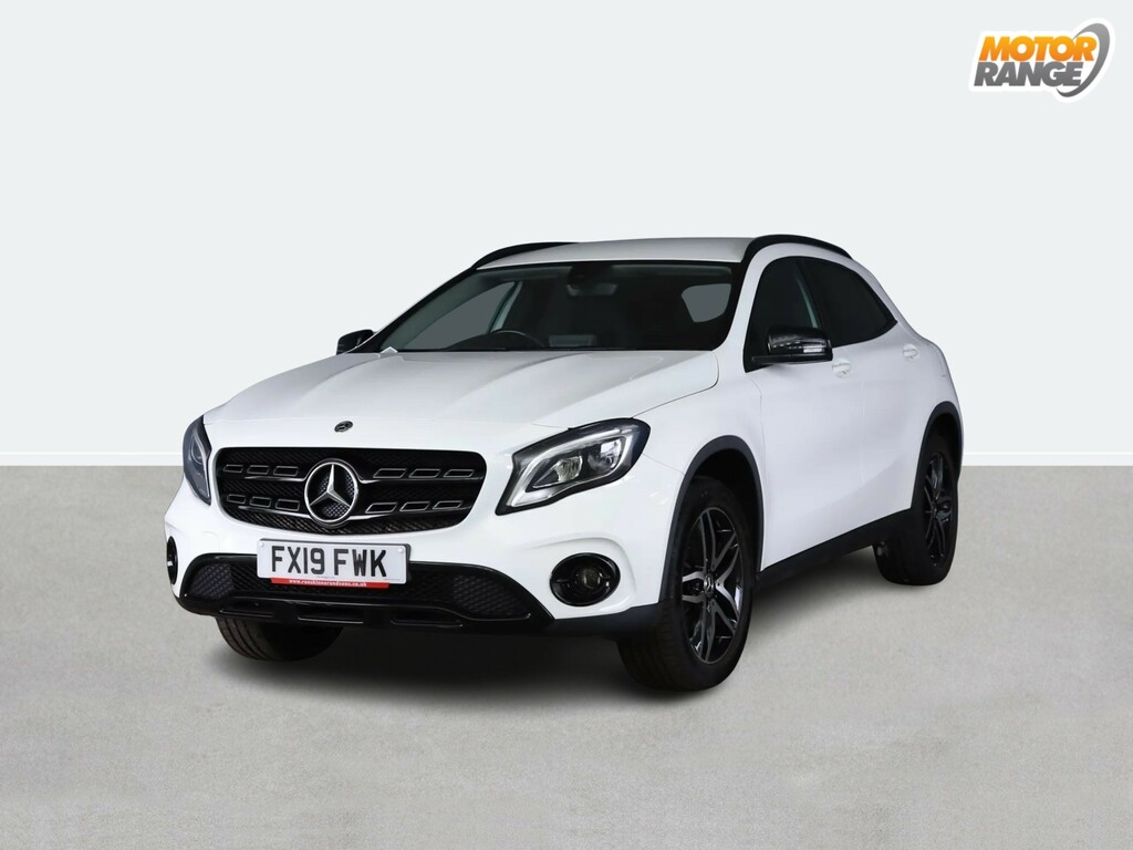 Mercedes-Benz GLA Class Gla 180 Urban Edition White #3