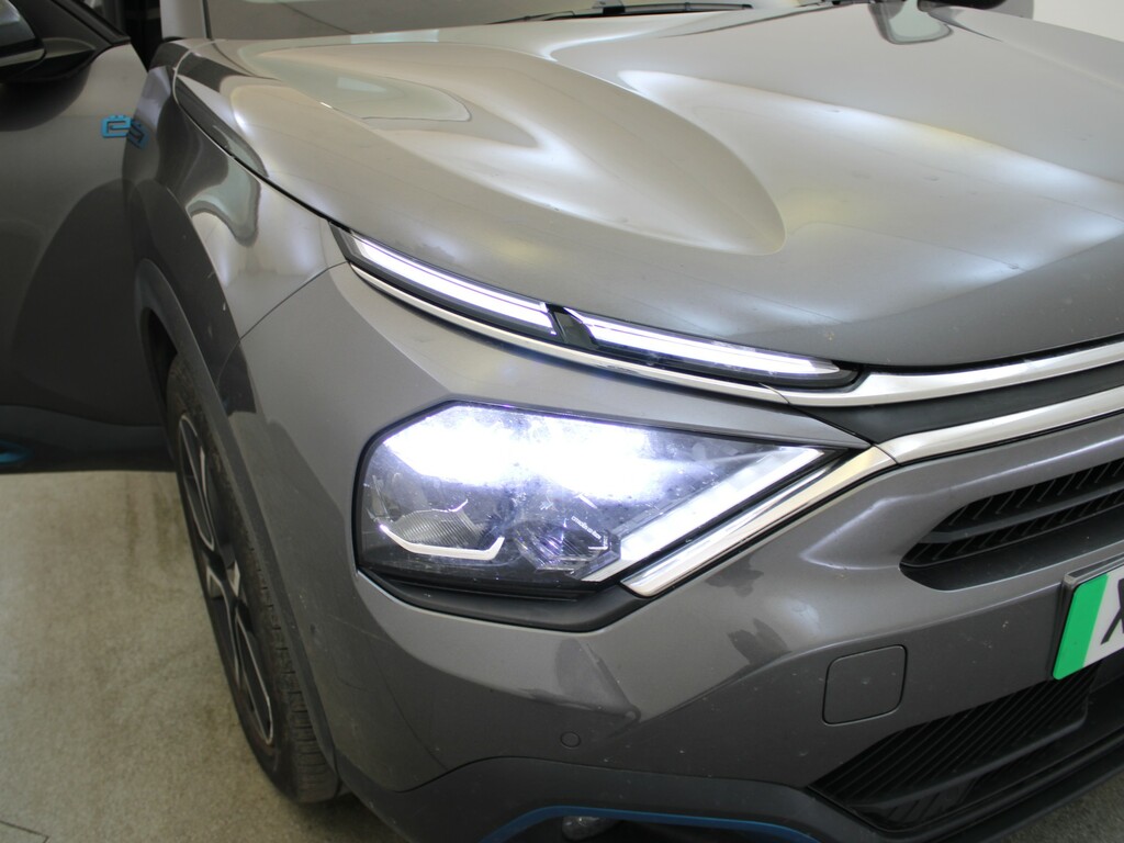 Citroen e-C4 50Kwh Shine Fastback 7.4Kw Charger #25
