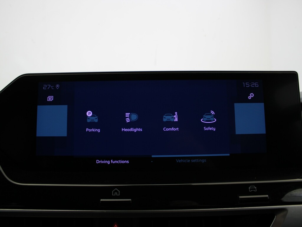 Citroen e-C4 50Kwh Shine Fastback 7.4Kw Charger #13