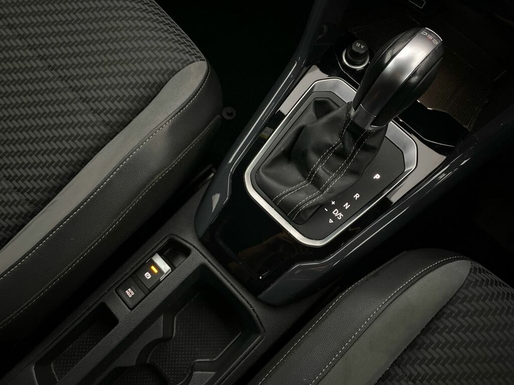 Volkswagen T-Roc R-line Silver #16