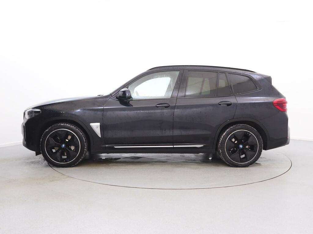 BMW iX3 210Kw Premier Edition Pro 80Kwh Black #4