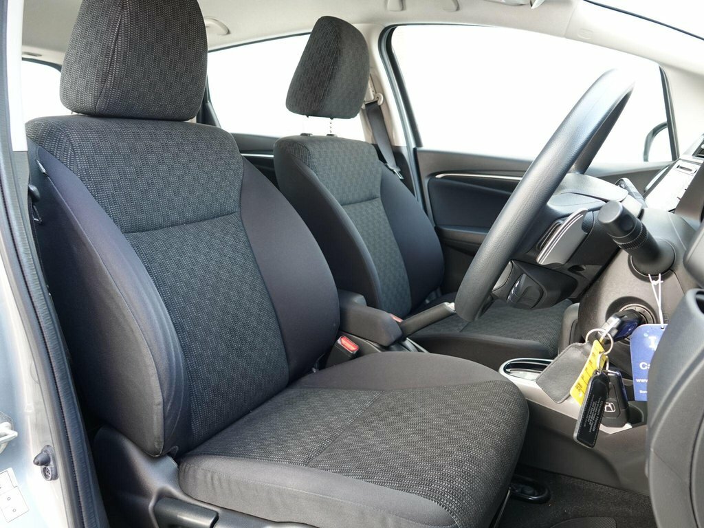 Honda Jazz 1.3 Se One Owner Full Honda Service Record 45, Silver #13