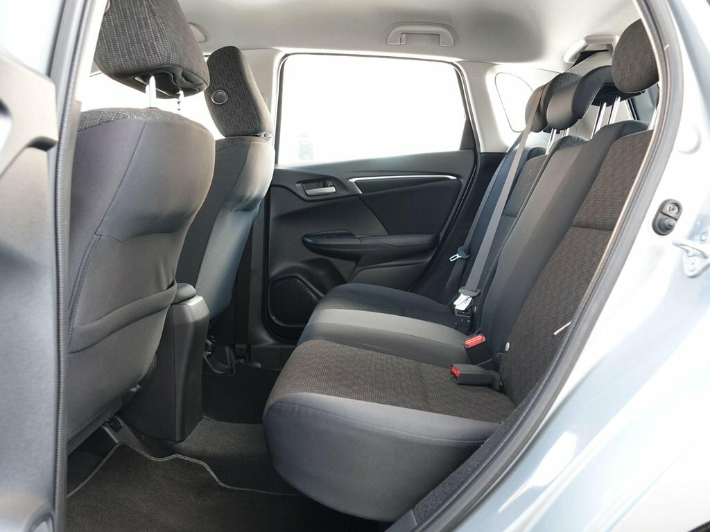 Honda Jazz 1.3 Se One Owner Full Honda Service Record 45, Silver #15