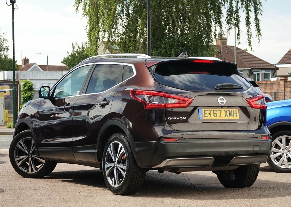Nissan Qashqai 1.2 Dig-t N-connecta Suv Xtron Euro 6 ET67XMH Black #3