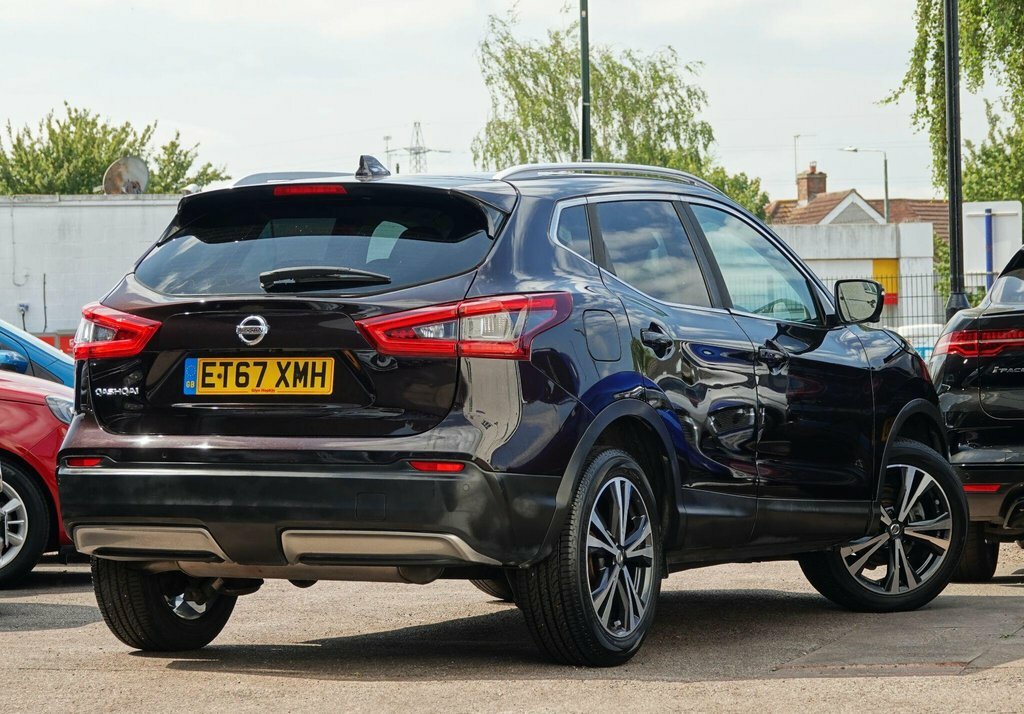 Nissan Qashqai 1.2 Dig-t N-connecta Suv Xtron Euro 6 ET67XMH Black #4