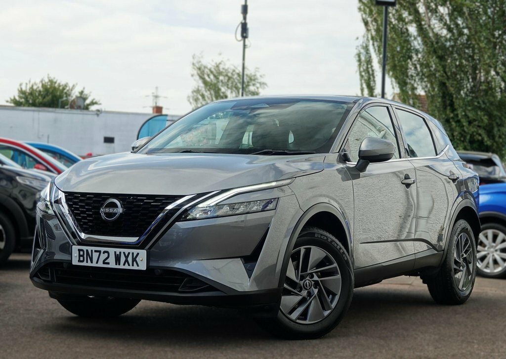 Nissan Qashqai 1.3 Dig-t Mhev Acenta Premium Suv Hybri BN72WXK Grey #2