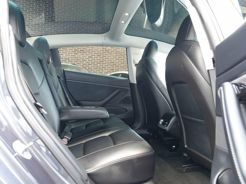Tesla Model 3 Dual Motor Performance Saloon White #14