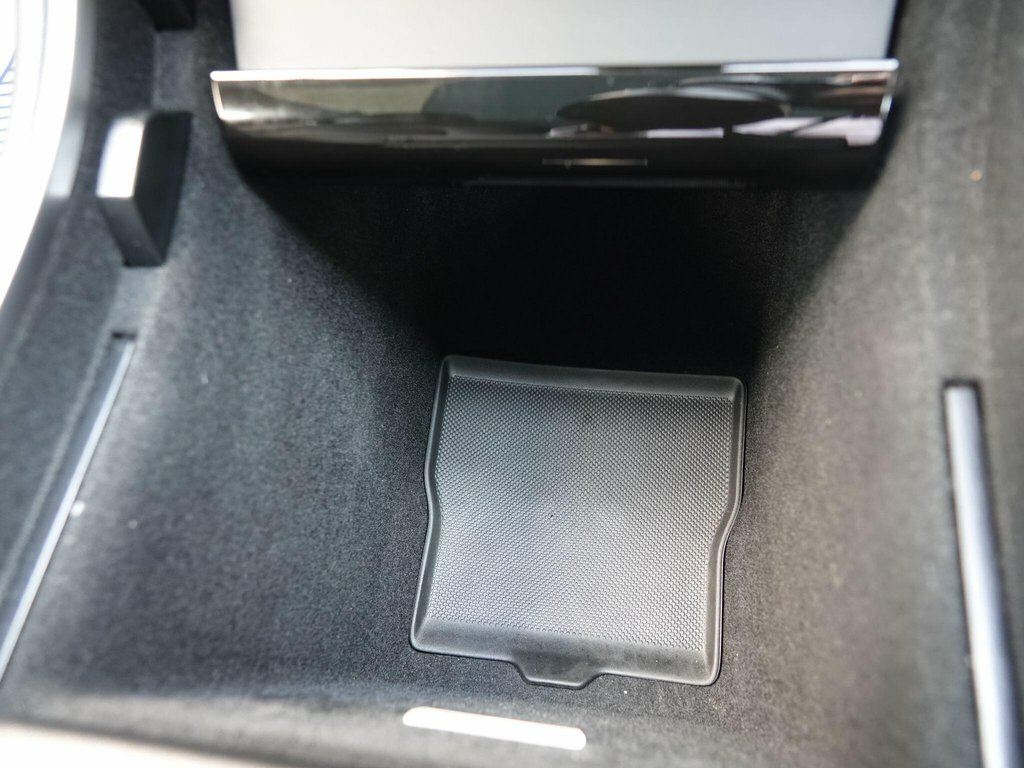 Tesla Model 3 Dual Motor Performance Saloon White #17