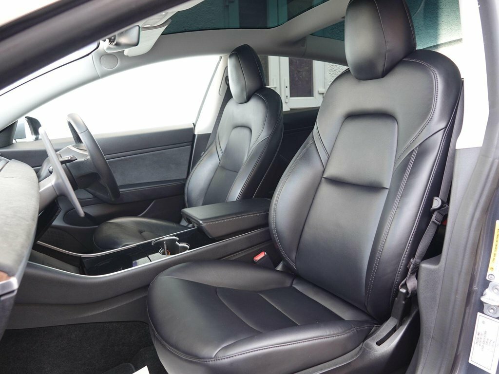 Tesla Model 3 Dual Motor Performance Saloon White #9