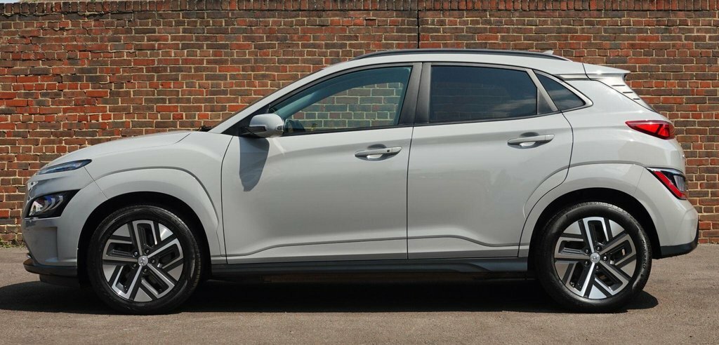 Hyundai Kona 64Kwh Premium Suv 10.5Kw Charge Grey #3