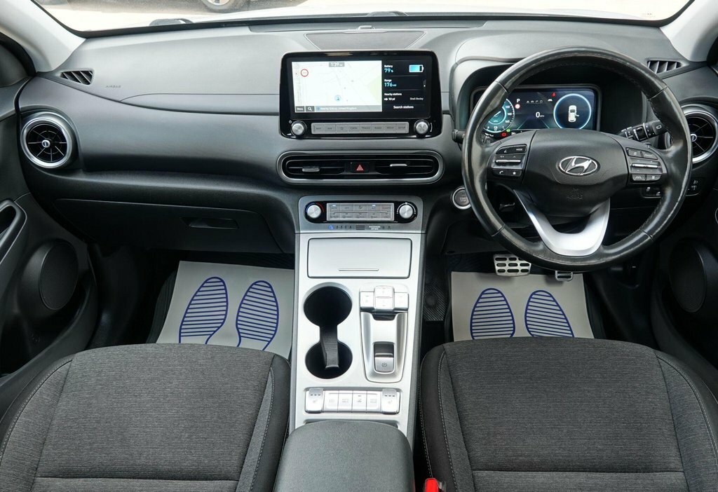 Hyundai Kona 64Kwh Premium Suv 10.5Kw Charge Grey #6