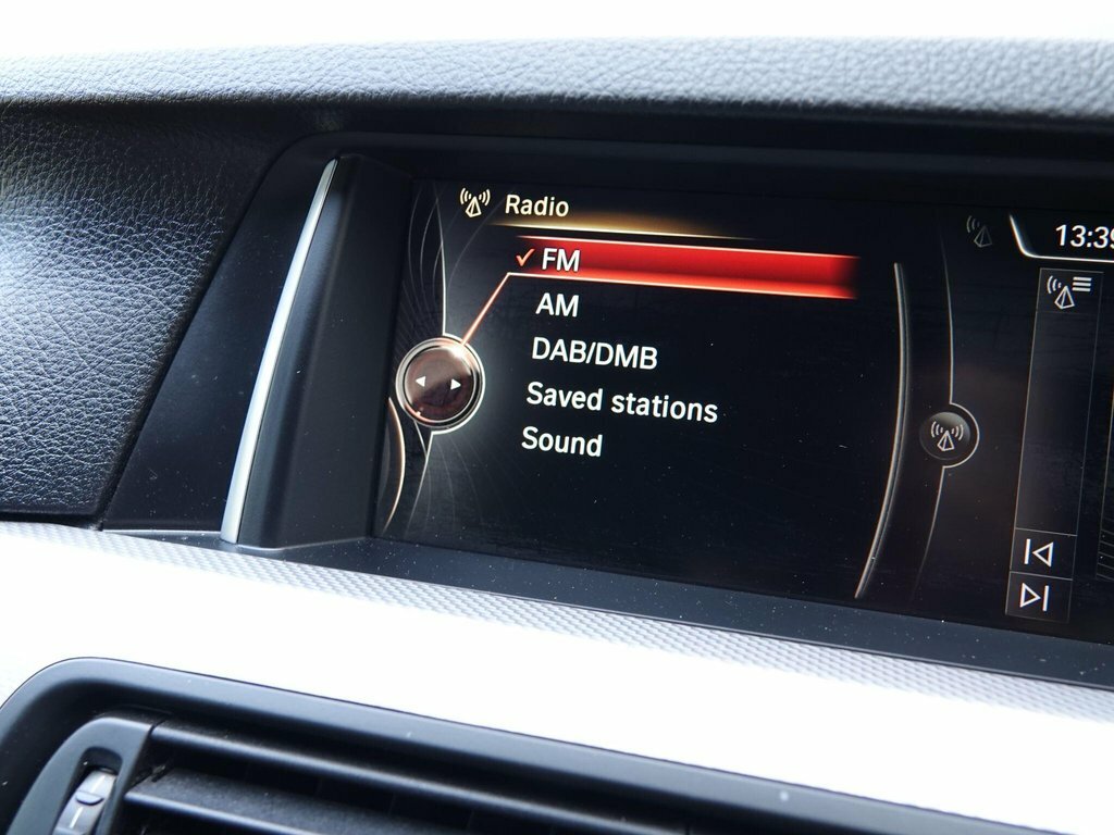 BMW 5 Series Saloon Silver #23
