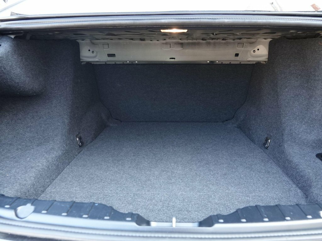BMW 5 Series Saloon Silver #15