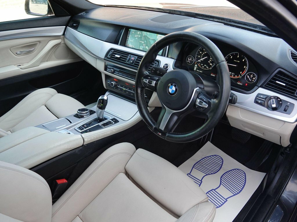 BMW 5 Series Saloon Silver #8