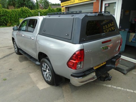 Toyota HILUX 2.4 D-4d Invincible Pickup Double Cab A White #8