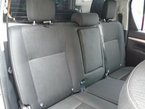 Toyota HILUX 2.4 D-4d Invincible Pickup Double Cab A White #12